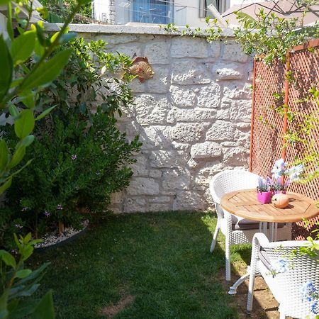 Muezeyyen Hanim Konagi Alaçatı Extérieur photo