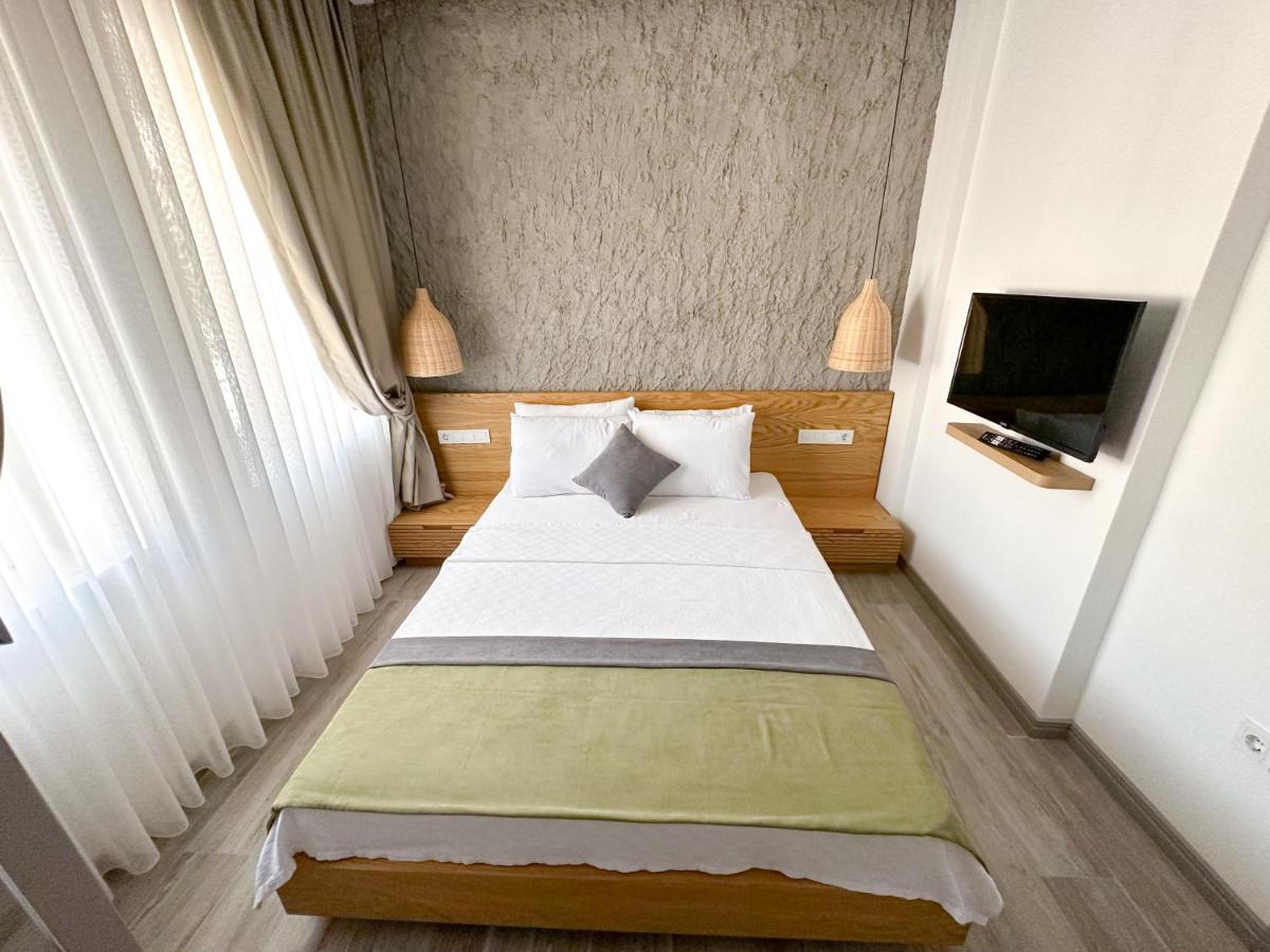 Muezeyyen Hanim Konagi Alaçatı Extérieur photo