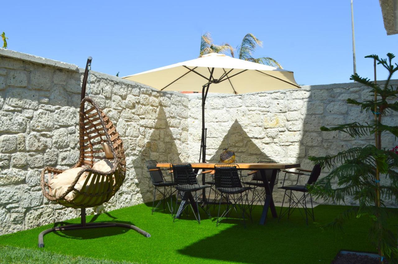 Muezeyyen Hanim Konagi Alaçatı Extérieur photo