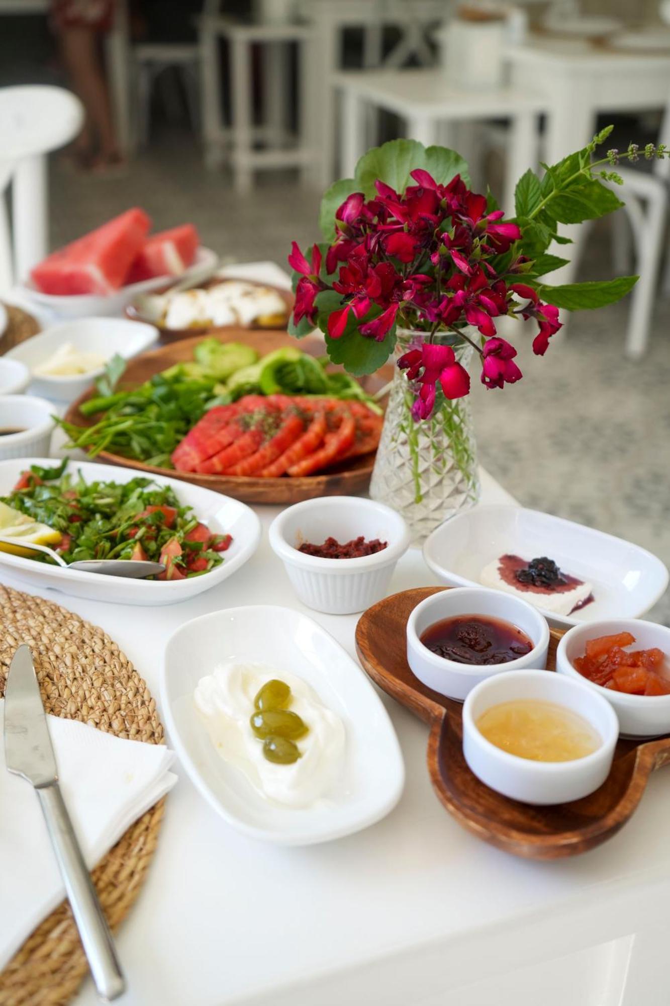 Muezeyyen Hanim Konagi Alaçatı Extérieur photo