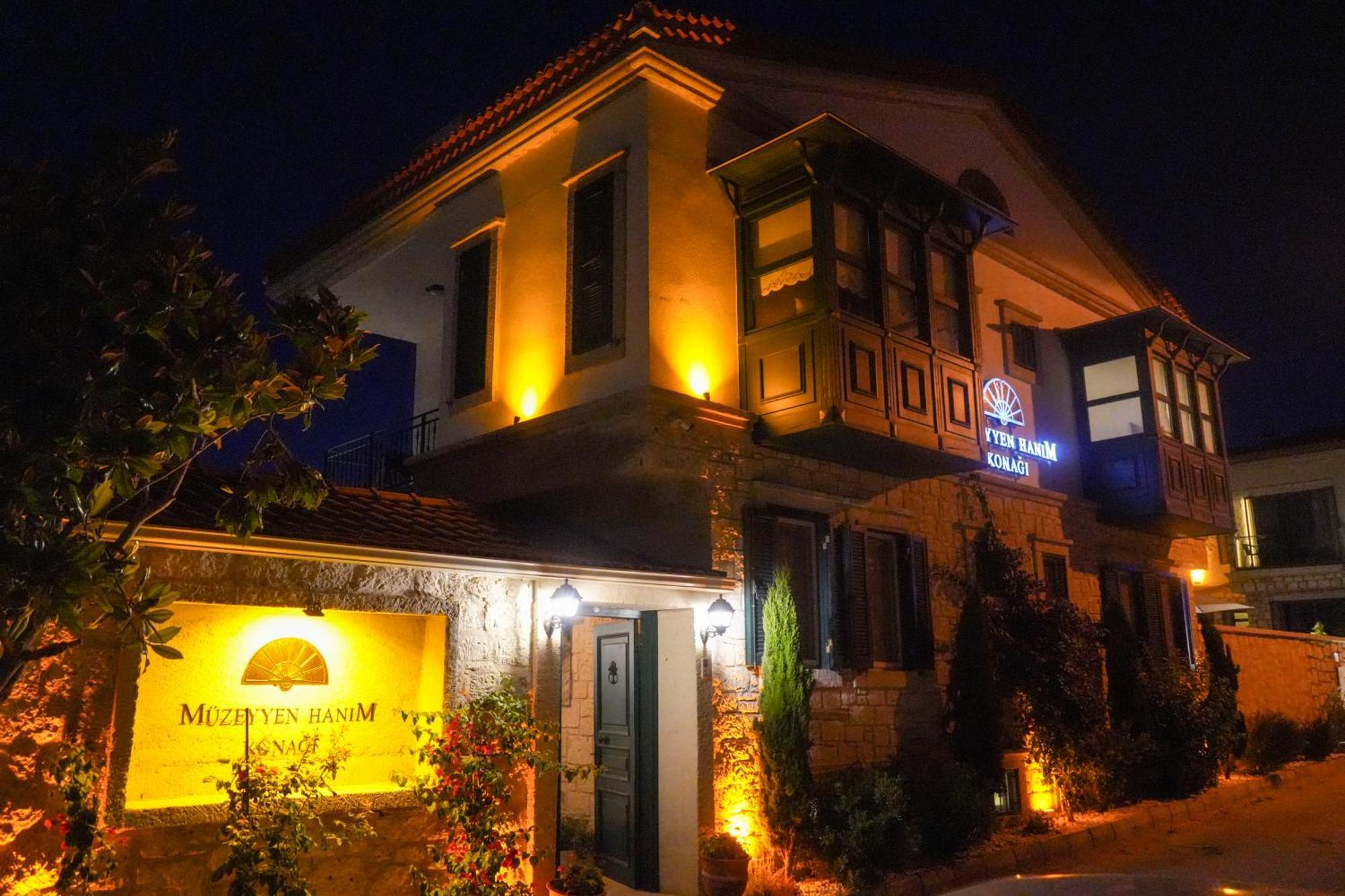 Muezeyyen Hanim Konagi Alaçatı Extérieur photo